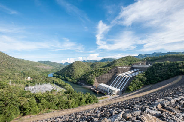 발전소 전기 세대 댐 srinakarin 밸리 국립 공원 - srinakarin 뉴스 사진 이미지