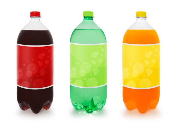 colección de botellas de soda (con ruta) - bottle plastic label green fotografías e imágenes de stock
