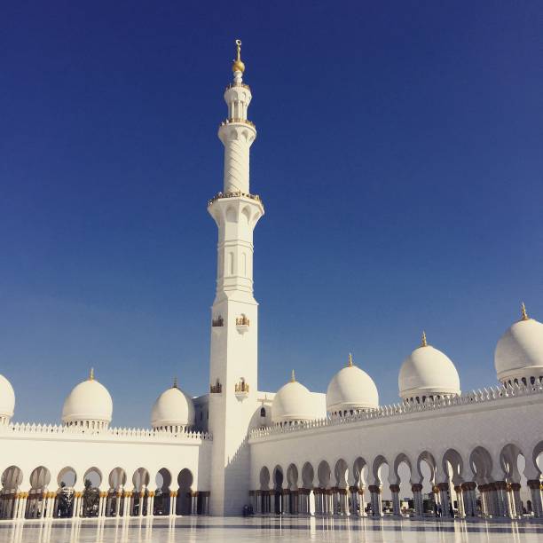 istock sheikh zayed grand mosque abu dhabi 1016753410