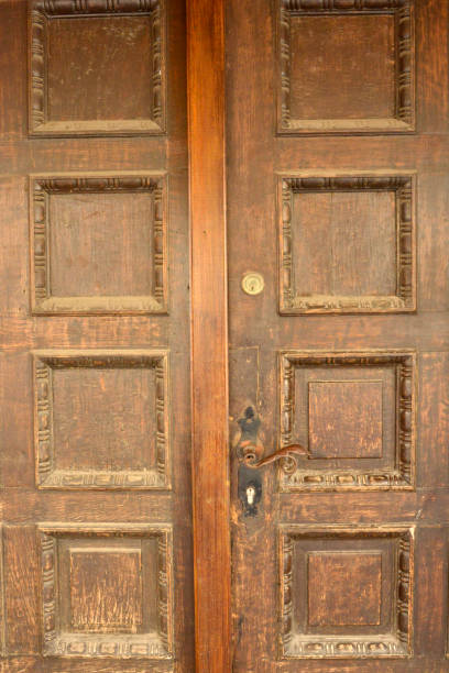 istock Beautiful old wooden door 1016828598