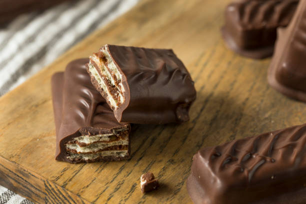 istock Sweet Homemade Milk Chocolate Candy Bars 1016955842