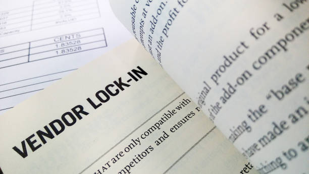 istock Vendor lock in word on the book 1017076926