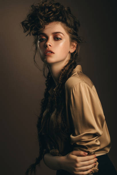 Brown haired woman with hairstyle