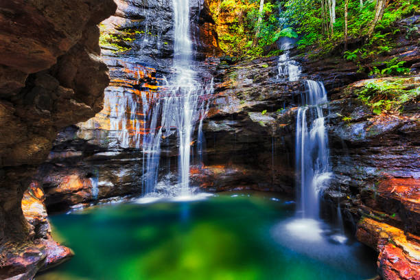 parte de piscina bm imperatriz - blue mountains national park - fotografias e filmes do acervo