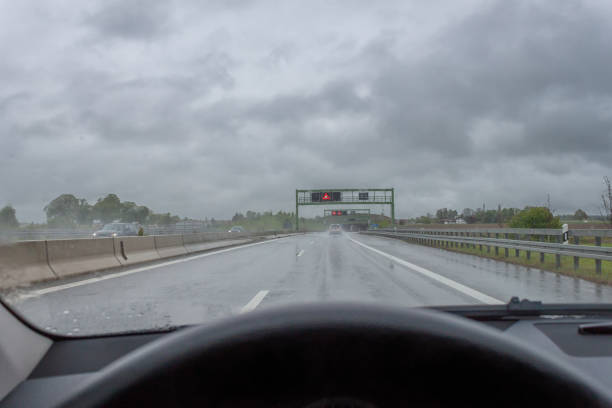 Jour de pluie sur une autoroute - Photo