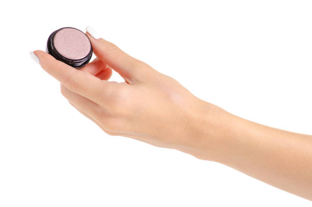 istock Shadows for the eyelids in hand 1017781580
