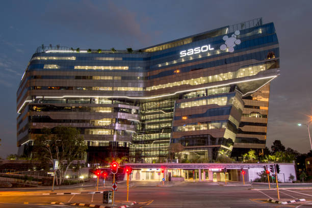 sede de sasol en sandton, johannesburgo de noche, diseñado por los arquitectos de paragon - 2838 fotografías e imágenes de stock