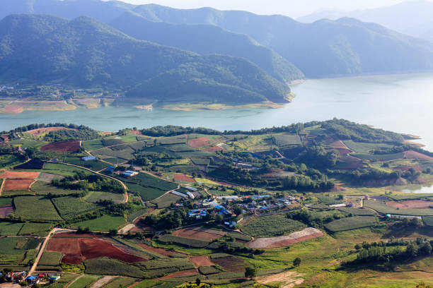 istock Gliding Site of Bibongsan Mountain 1018082478