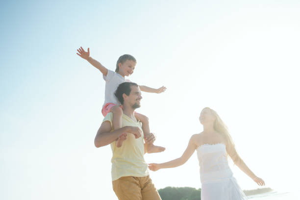 istock Happy young family 1018114396