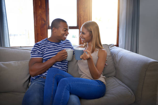 istock Sofa + coffee + you...the perfect date 1018160058
