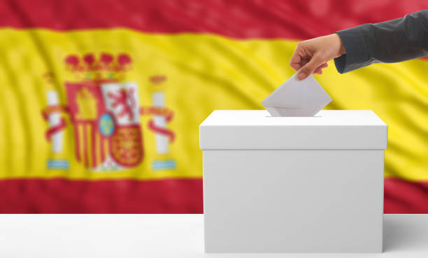 istock Voter on a Spain flag background. 3d illustration 1018272440