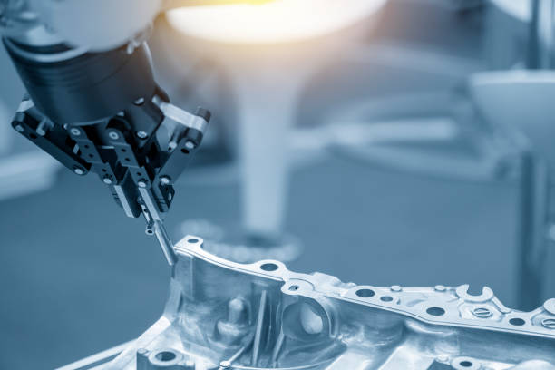der roboter für die fertigung der aluminium-automobil-partt. - cnc vehicle part quality control industry stock-fotos und bilder