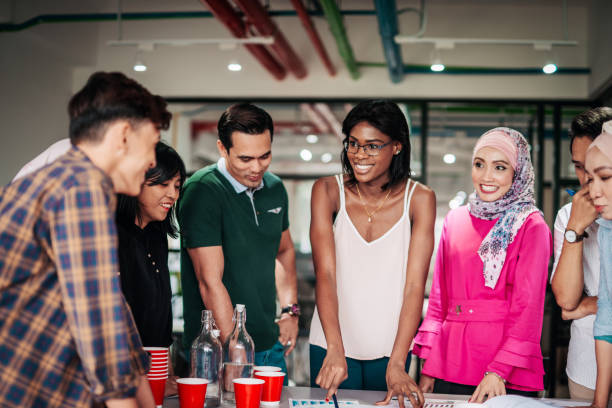 istock Solving market challenges for successful start up business in Asia 1018401040