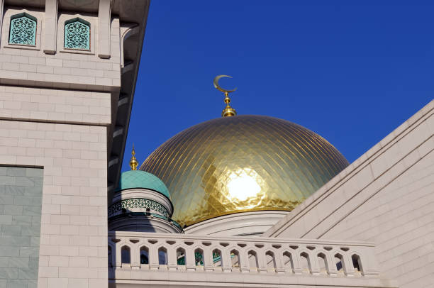 istock Gilded dome and crescent moon Muslim mosque 1018430144