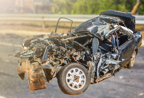 istock car crash or destroyed isolated on white background,wreck car accident 1018583854