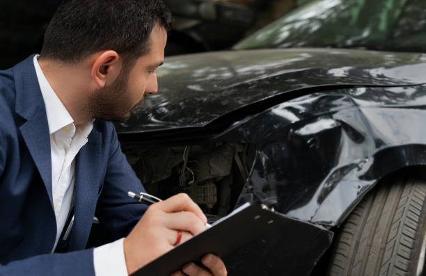 istock Car Insurance and Accident 1018706388