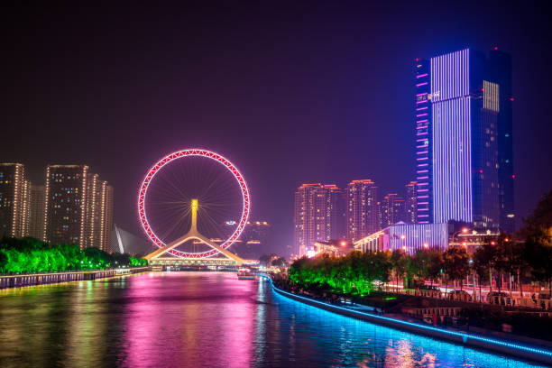 istock Tianjin eye ferris wheel at night 1018942470