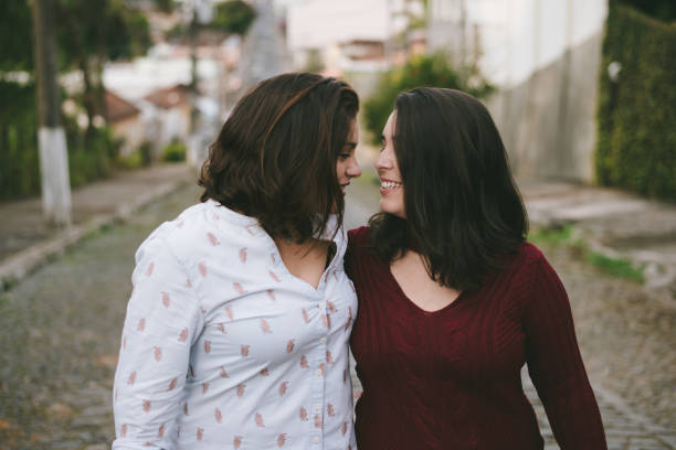 istock Give me a kiss 1018959658
