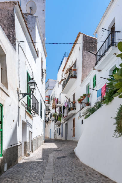 istock Ibiza Old Town, Dalt Vila, streets 1018991218