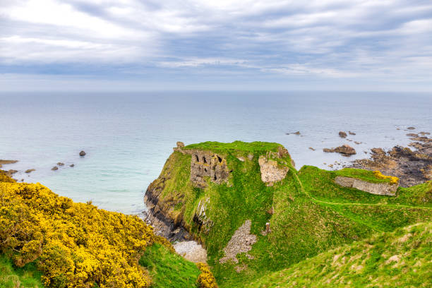 istock Findlater Castle ruins near Cullen 1019048672