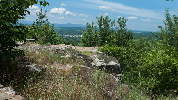 istock Rocky ledge with scenic view in Oklahoma 1019065892