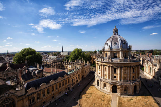 istock Radcliffe Camera, Oxford University, England, UK 1019118908