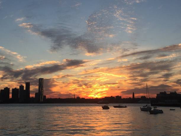 istock Jersey City skyline - sunset 1019143934