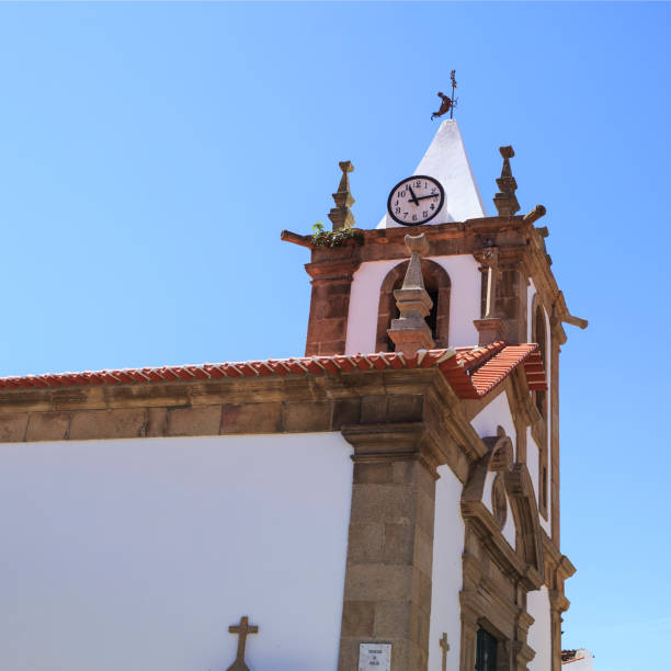 istock Best Parish Church Castle 1019197094