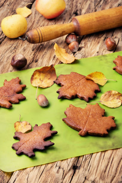 istock Autumn symbolic cookies 1019262398