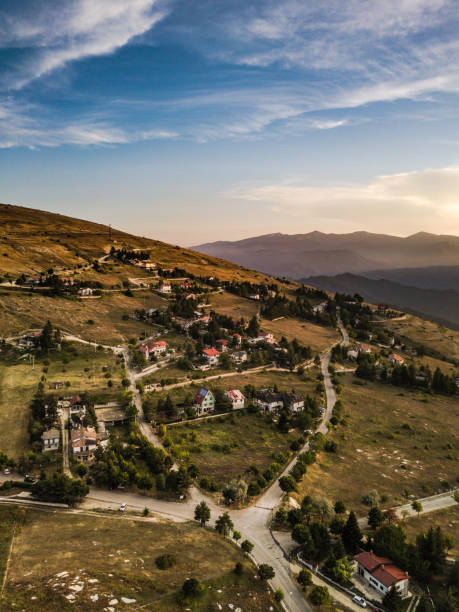 istock Mountain landscape in a beautiful day in central Italy 1019300042