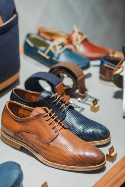 istock Men shoes in a store in Paris 1019389666
