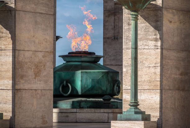 the flame of national flag memorial (monumento nacional a la bandera) - rosario, santa fe, argentina - bandera imagens e fotografias de stock