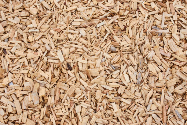 bark mulch as picture background, full format horizontal picture light bark mulch format-filling photographed as image background, horizontal photo wood chip stock pictures, royalty-free photos & images
