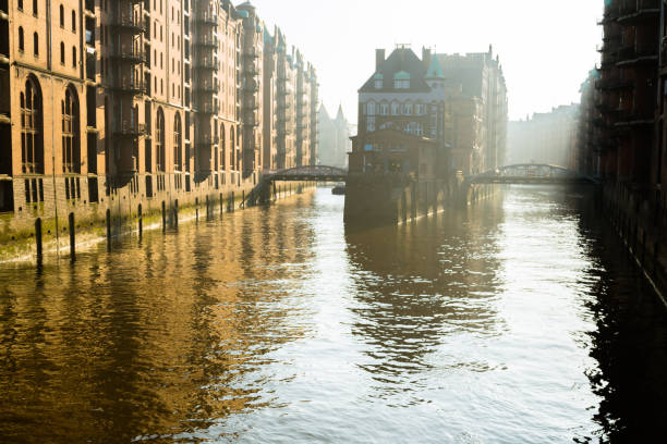 istock Twilight Speicherstad in Hamburg 1019514022