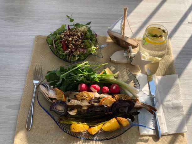 Fish and salad service plate