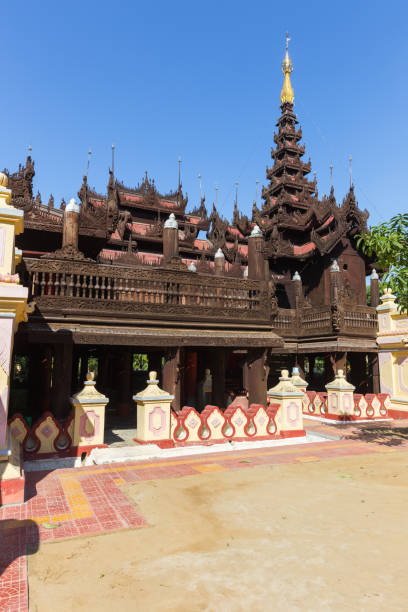 istock Shwe In Bin Kyaung,, Mandalay, Myanmar 1019569396