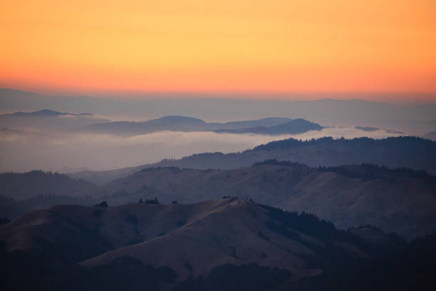 istock Fog Over Bay Area Hills 1019653912