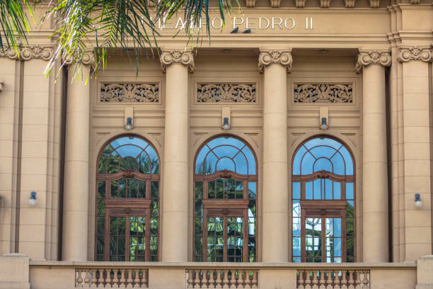 theatro pedro ii au brésil - urban scene brazil architecture next to photos et images de collection