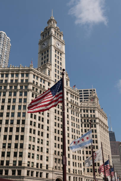 de chicago - american flag architectural feature architecture chicago - fotografias e filmes do acervo