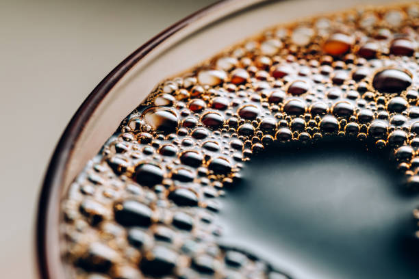 detail of a hot cup of coffee - caffeine free imagens e fotografias de stock