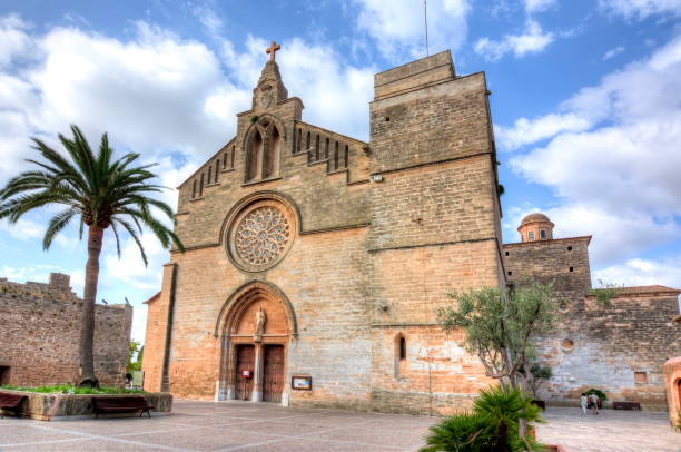 istock Alcudia Cathedral, Mallorca, Balearic islands, Spain 1019829406