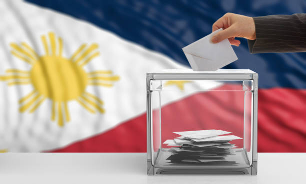 istock Voter on a Philippines flag background. 3d illustration 1019886530