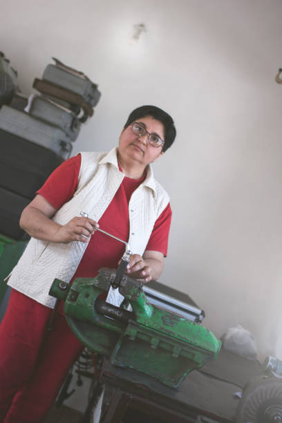 istock Woman mechanic 1019907330