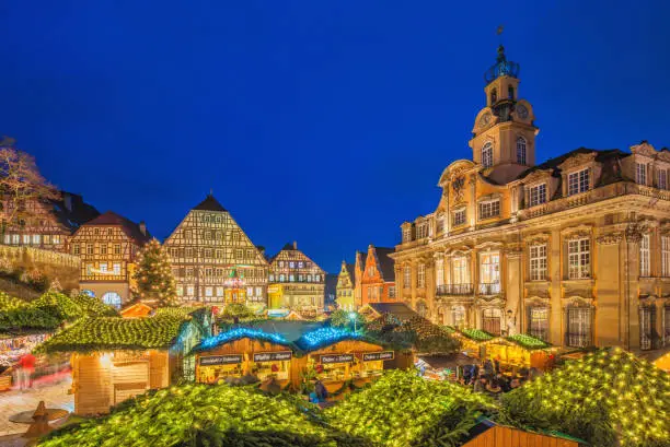 Elevated view over the Christmas market and market square of Schwäbisch-Hall at dusk