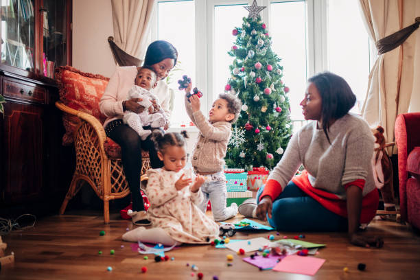 istock Time with Family on Christmas Morning 1019959314