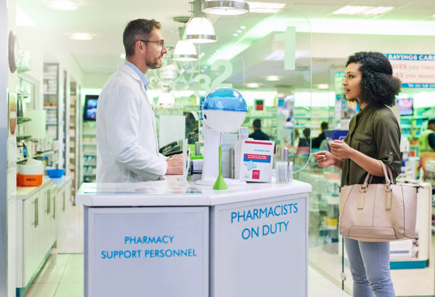 istock Advising her on the proper medication for her symptoms 1019983166
