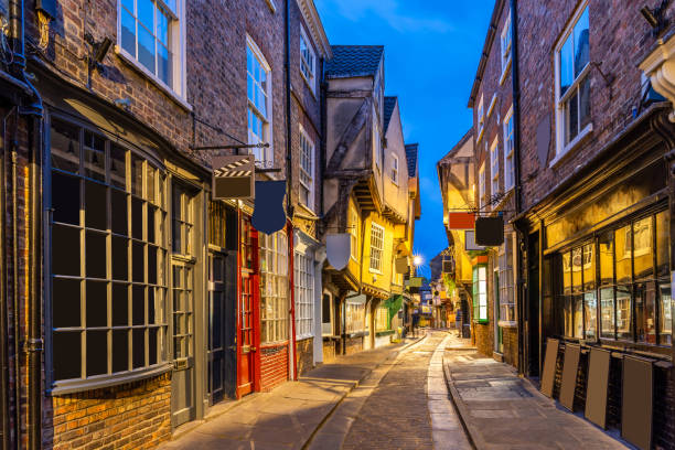 York shambles sunset York shambles alley sunset dusk, York Englsnd UK medieval architecture stock pictures, royalty-free photos & images