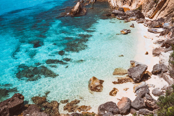 istock Hidden empty beach with pure clear turquoise sea water near white rock cliffs located in famous beach of Platys and Makrys gialos, Argostoli, Cefalonia island, Ionian, Greece 1020202932