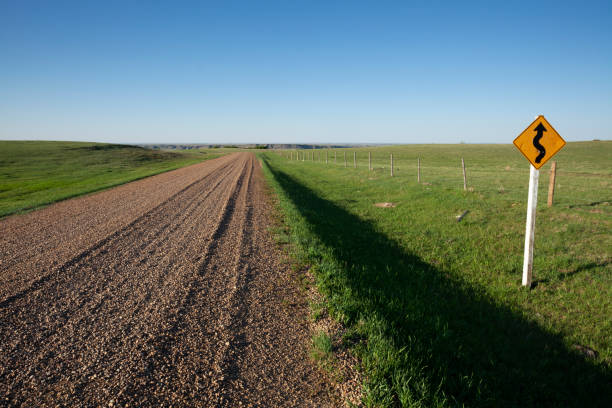 더블 벤드 기호 서스캐처원 주 캐나다 - saskatchewan highway road trip scenics 뉴스 사진 이미지