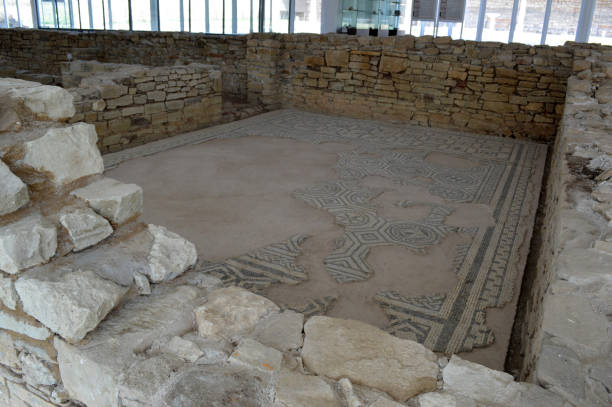 istock Ancient Roman Villa 